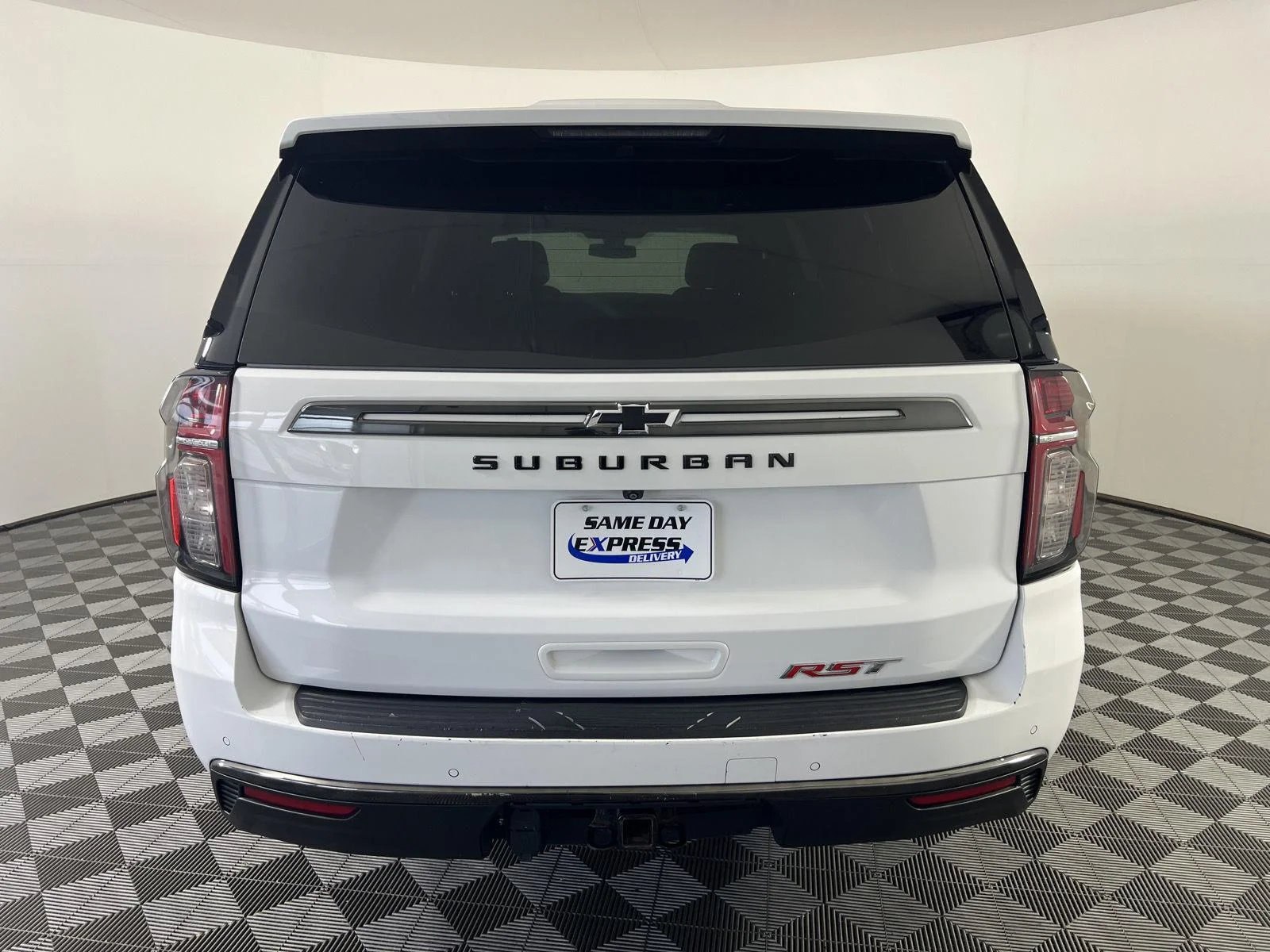Used 2022 SUMMIT WHITE Chevrolet RST image 28