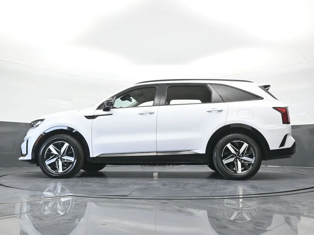 Used 2023 Glacial White Pearl Kia EX image 61