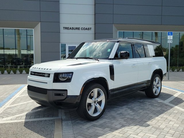 2026 Land Rover Defender 130 X-Dynamic SE