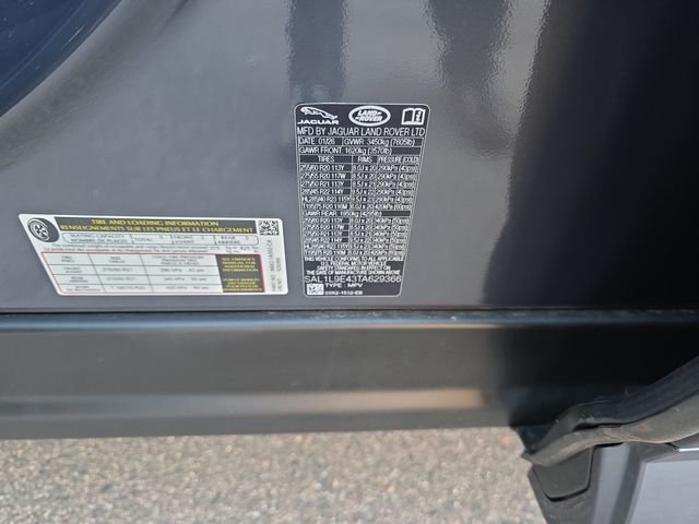 New 2026 Varesine Blue Land Rover Dynamic SE image 24