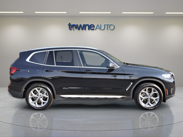 Used 2023 Black BMW xDrive30i image 6
