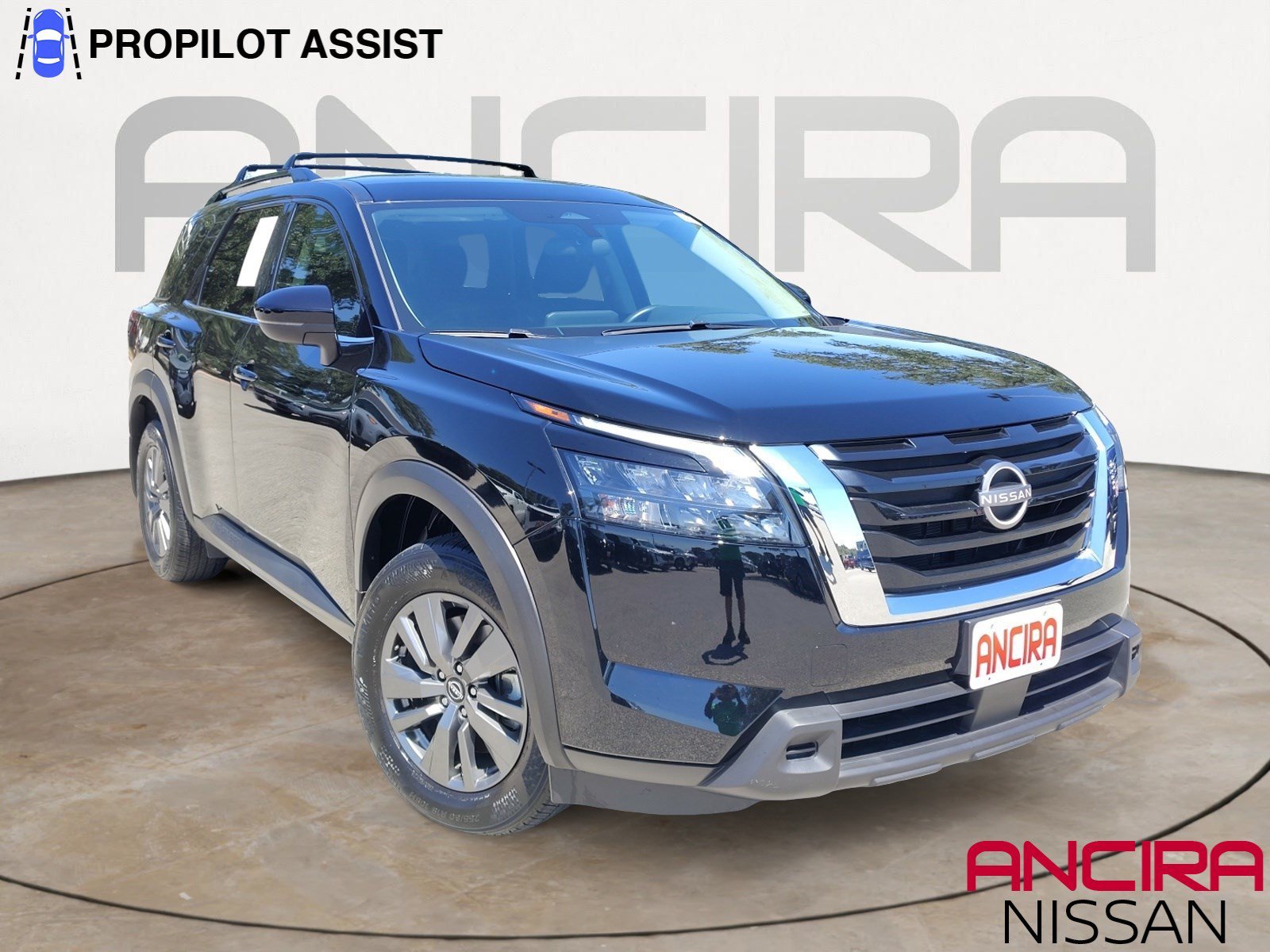 Used 2025 Super Black Nissan SV image 1