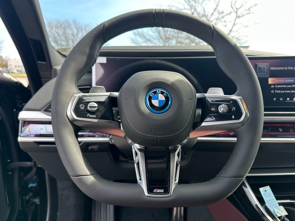 New 2026 Black Sapphire Metallic BMW 750e xDrive image 26