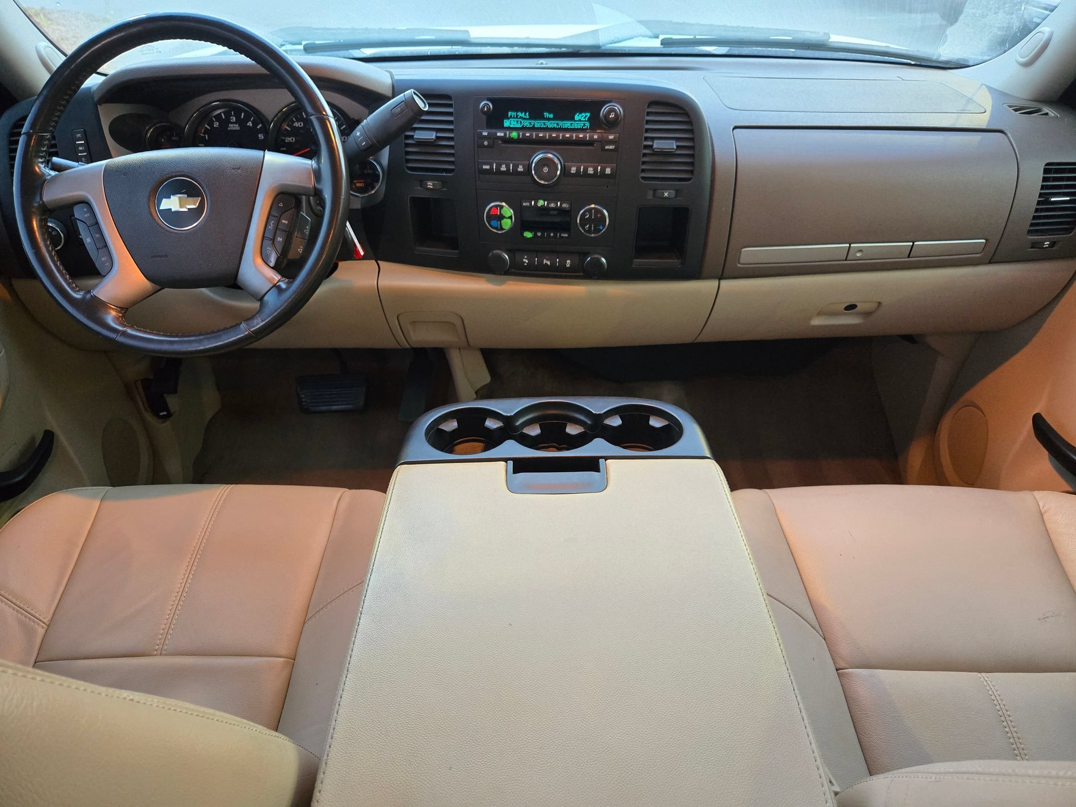 Used 2012 Summit White Chevrolet LT image 10