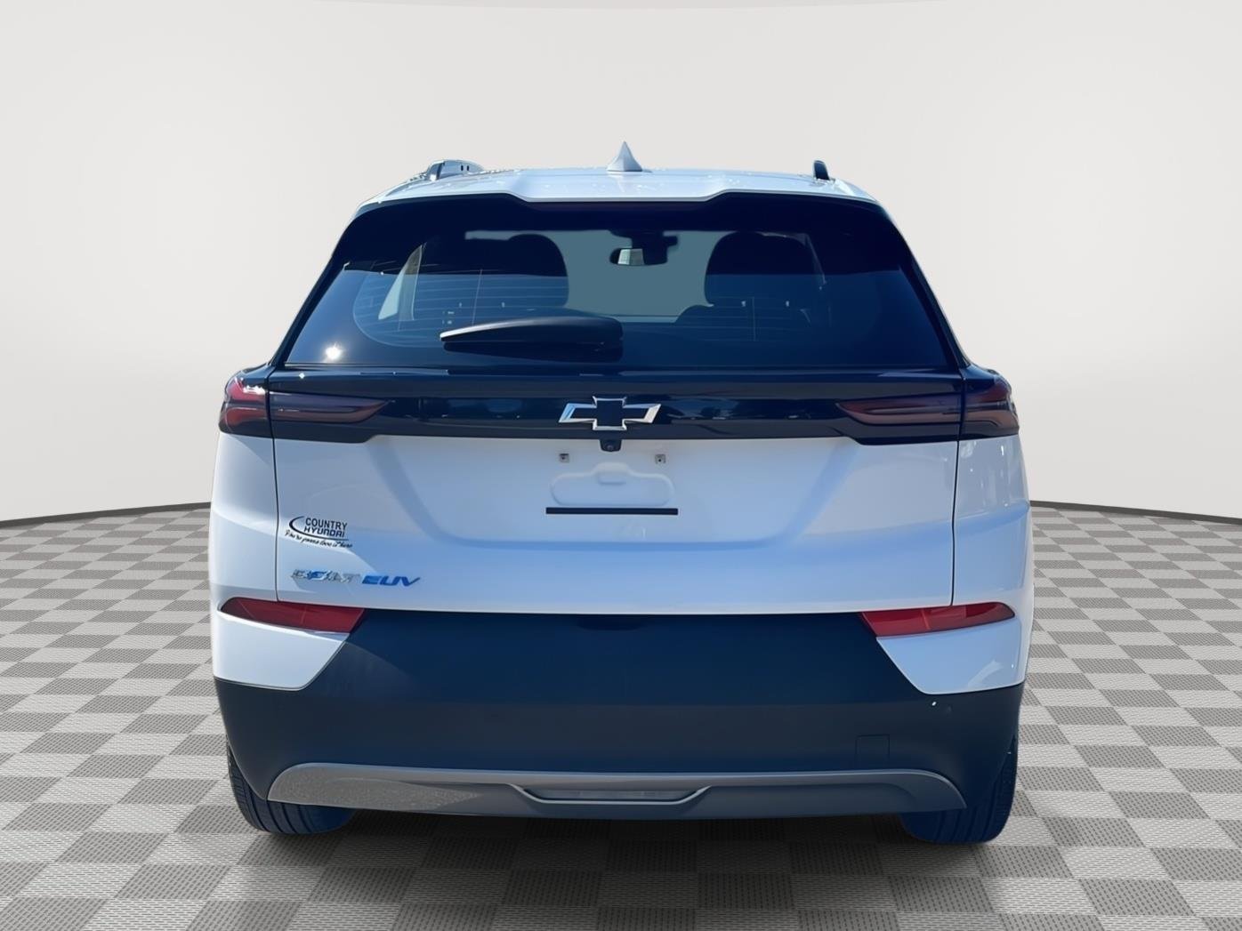 Used 2023 Summit White Chevrolet LT image 6