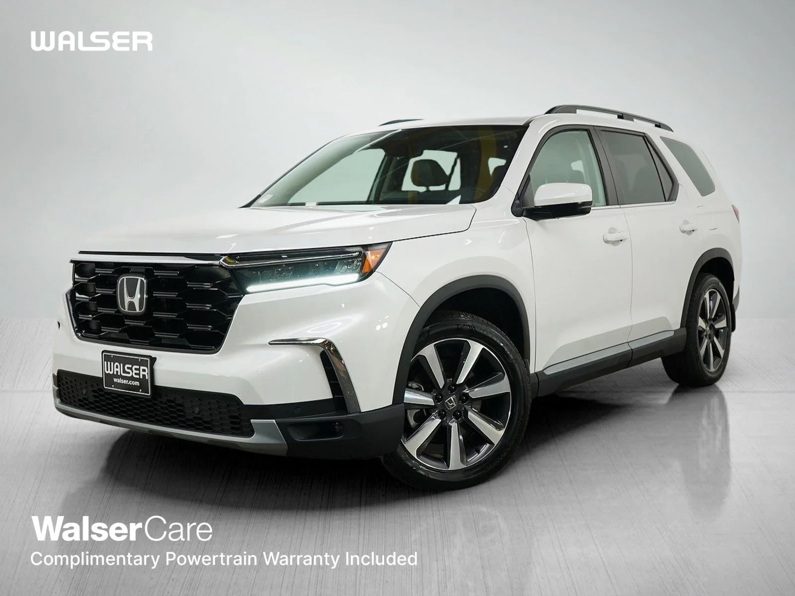 2024 Honda Pilot Touring AWD's photo