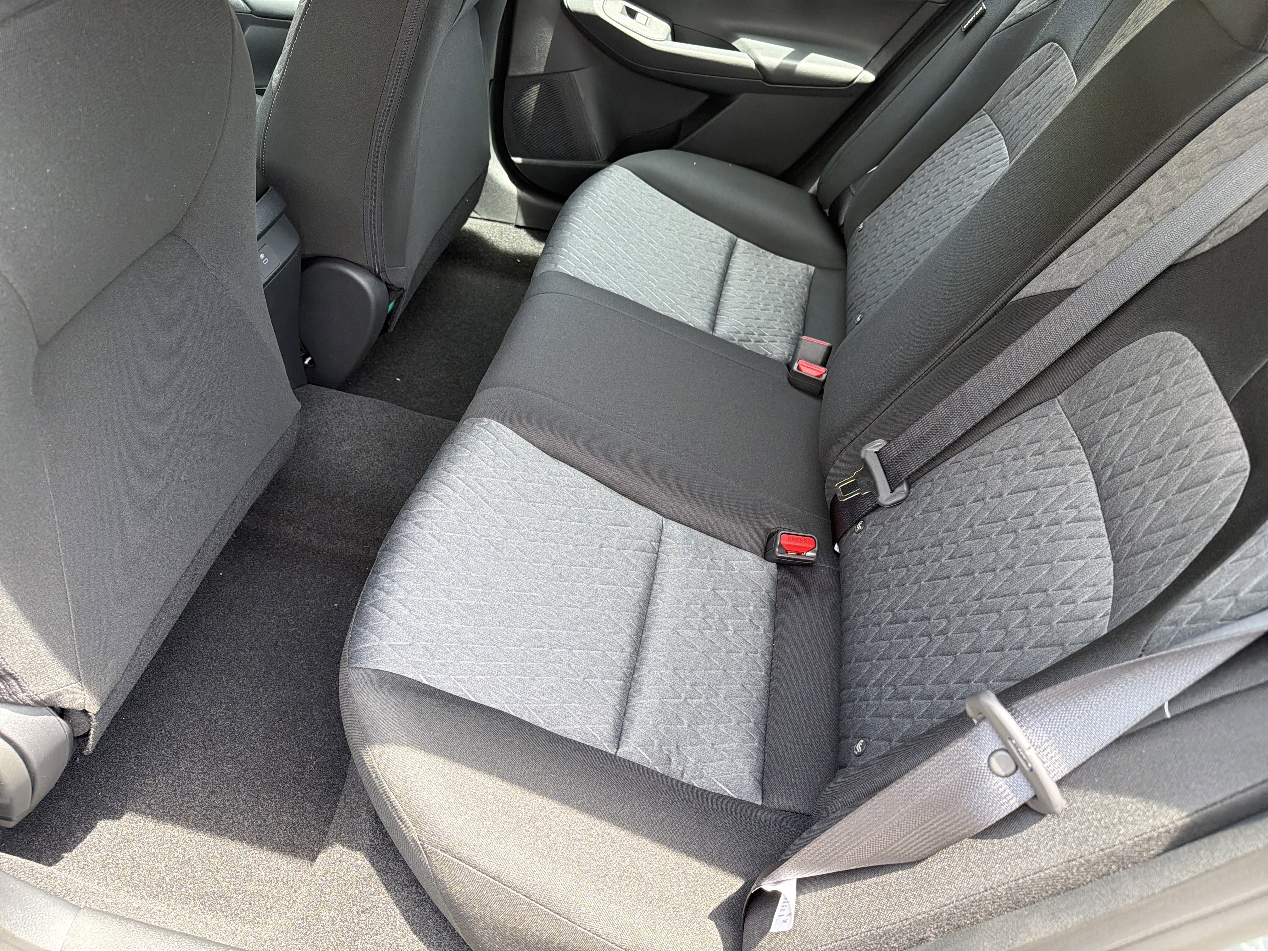 New 2026 Atlantic Gray Metallic Nissan SV image 21