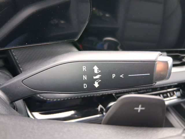 2027 Chevrolet Equinox LT - Photo 9