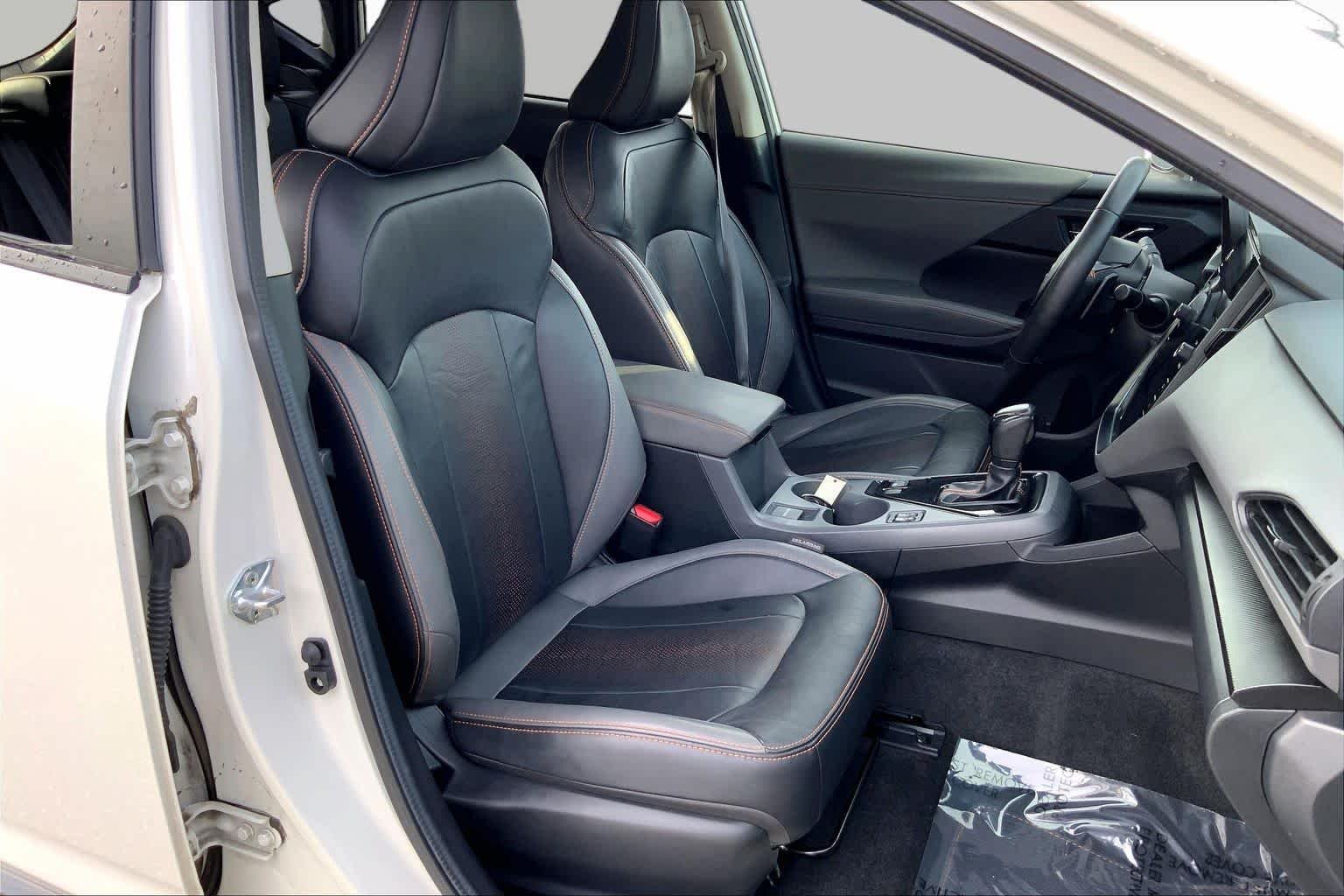 Used 2024 Crystal White Pearl Subaru Limited image 9