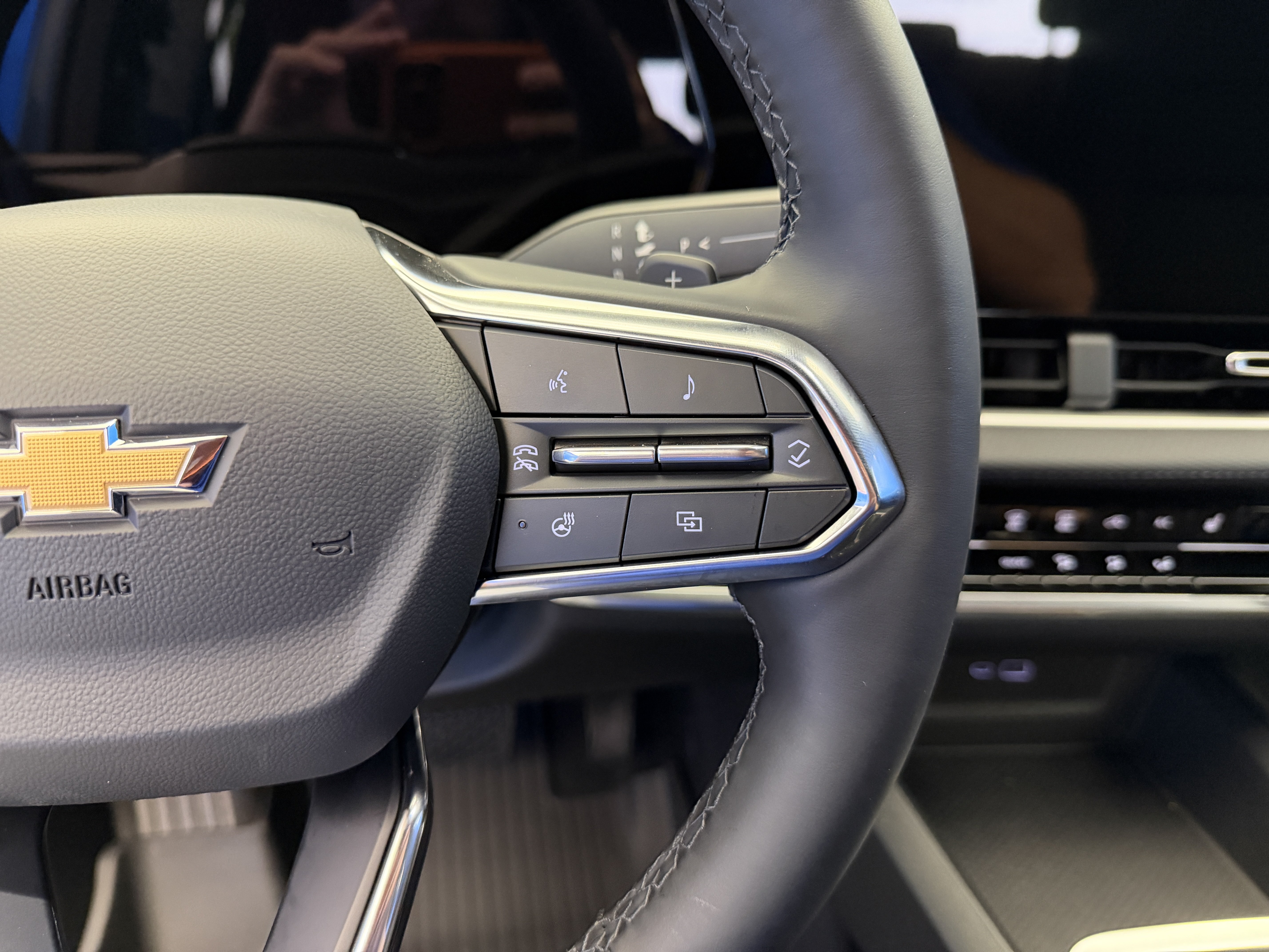 2027 Chevrolet Equinox LT - Photo 15