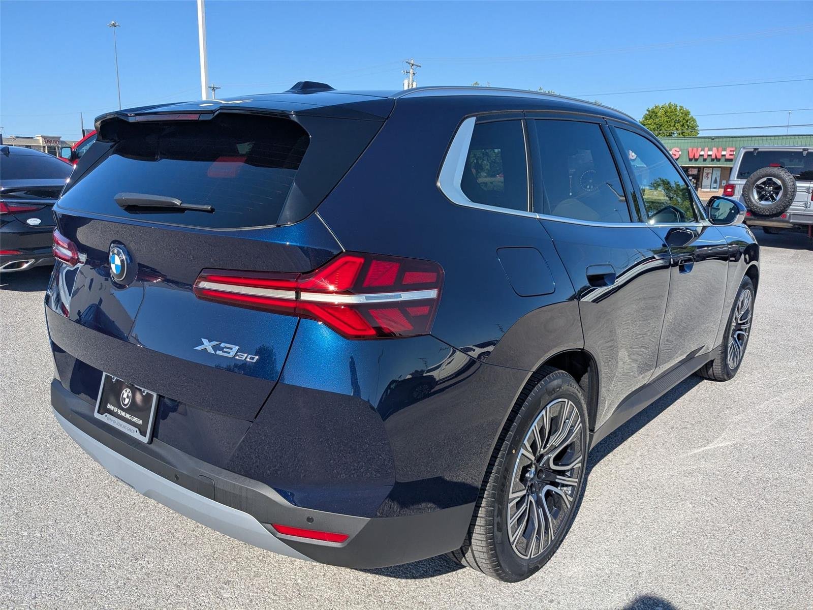New 2026 Tanzanite Blue II Metallic BMW 30 xDrive image 5