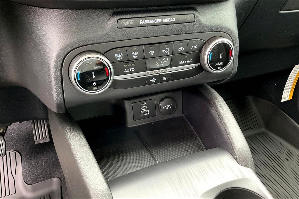 New 2026 Carbonized Gray Metallic Ford Active image 18