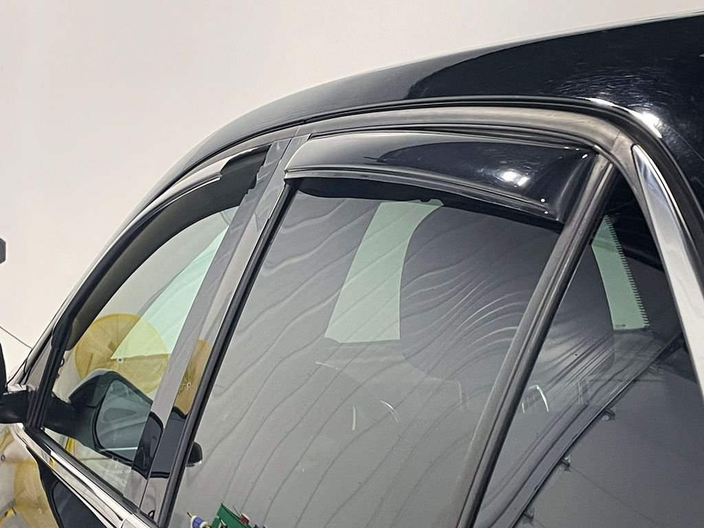 Used 2018 Black Chevrolet LT image 18