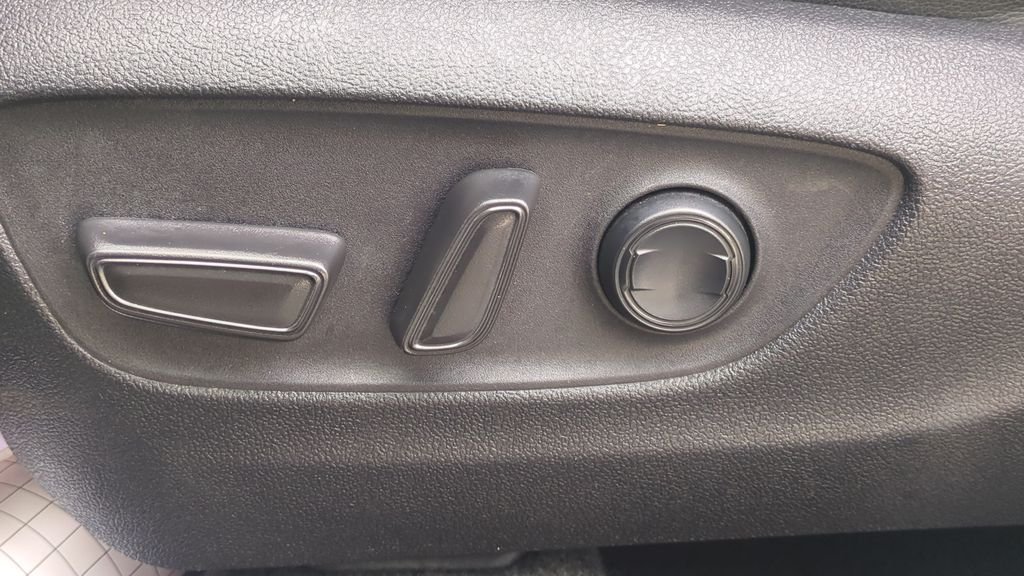 Certified Used 2024 Silver Toyota XLE image 16