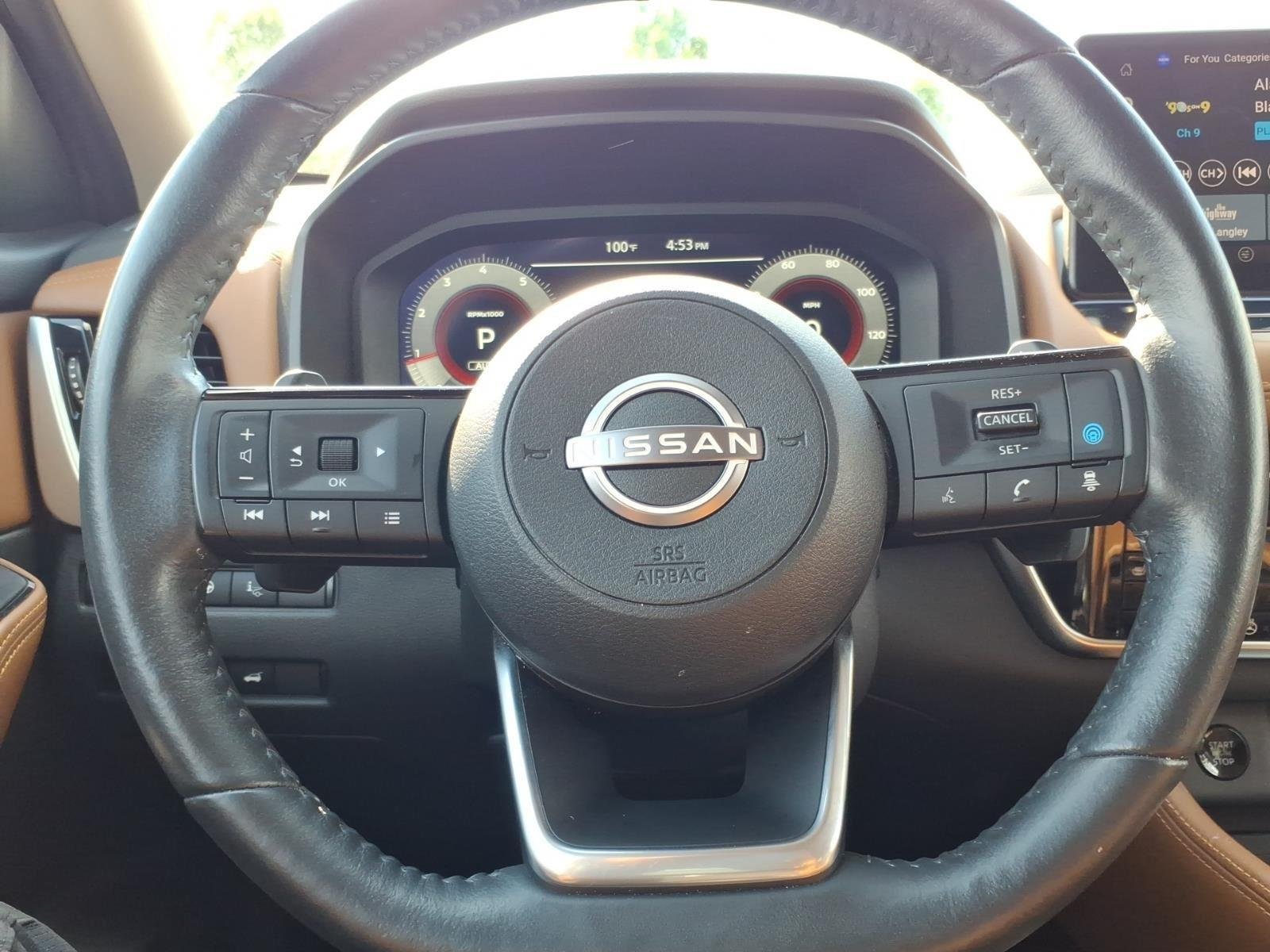 Used 2024 Everest White Pearl/Super Black Nissan Platinum image 26