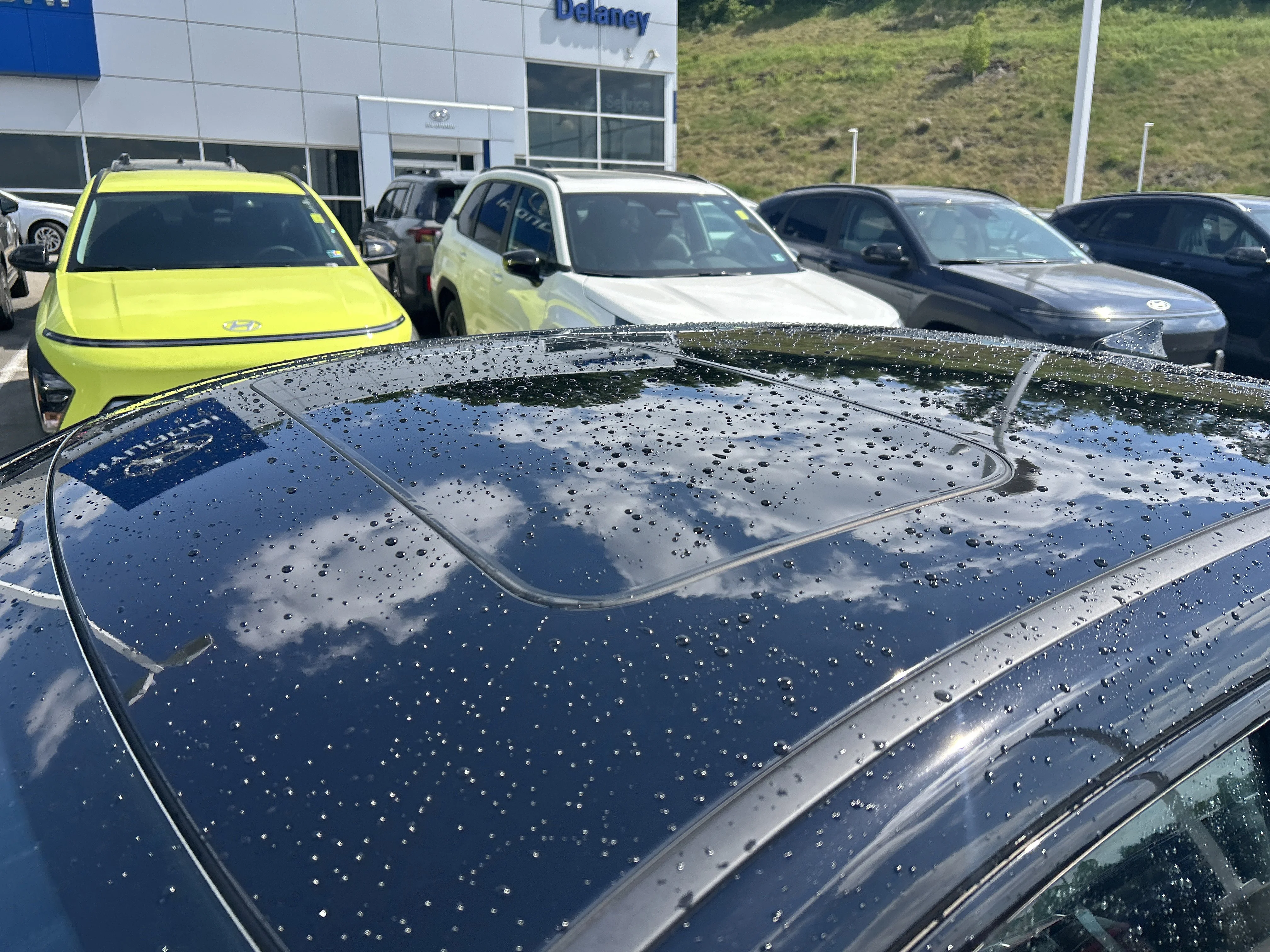Used 2025 Abyss Black Hyundai Base image 10