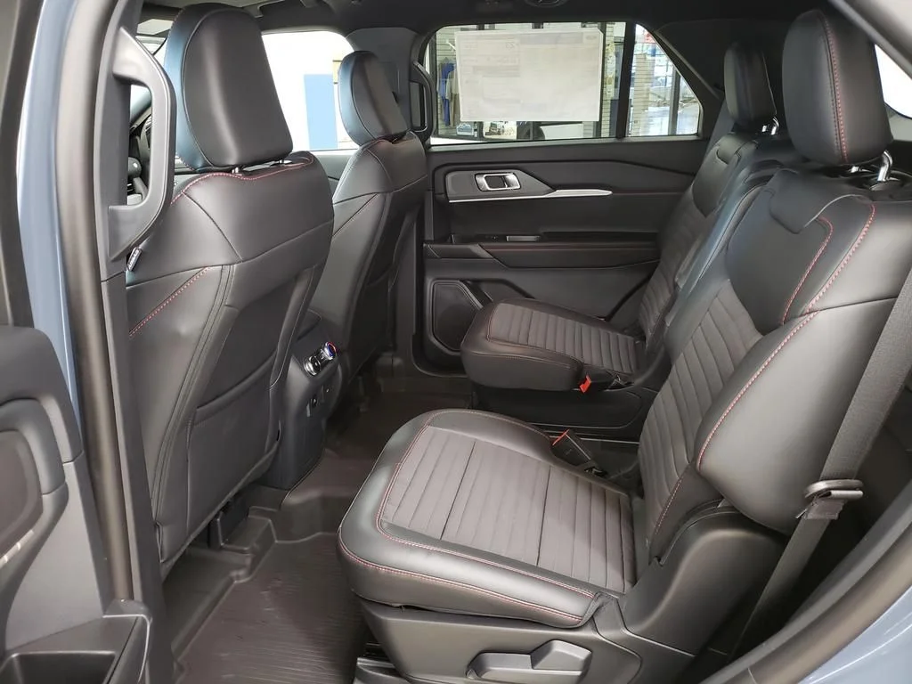 New 2026 Vapor Blue Metallic Ford ST-Line image 13