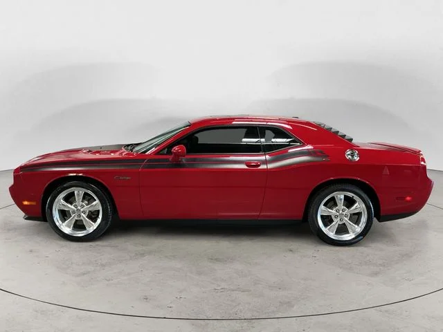 Used 2013 Red Dodge R/T image 8
