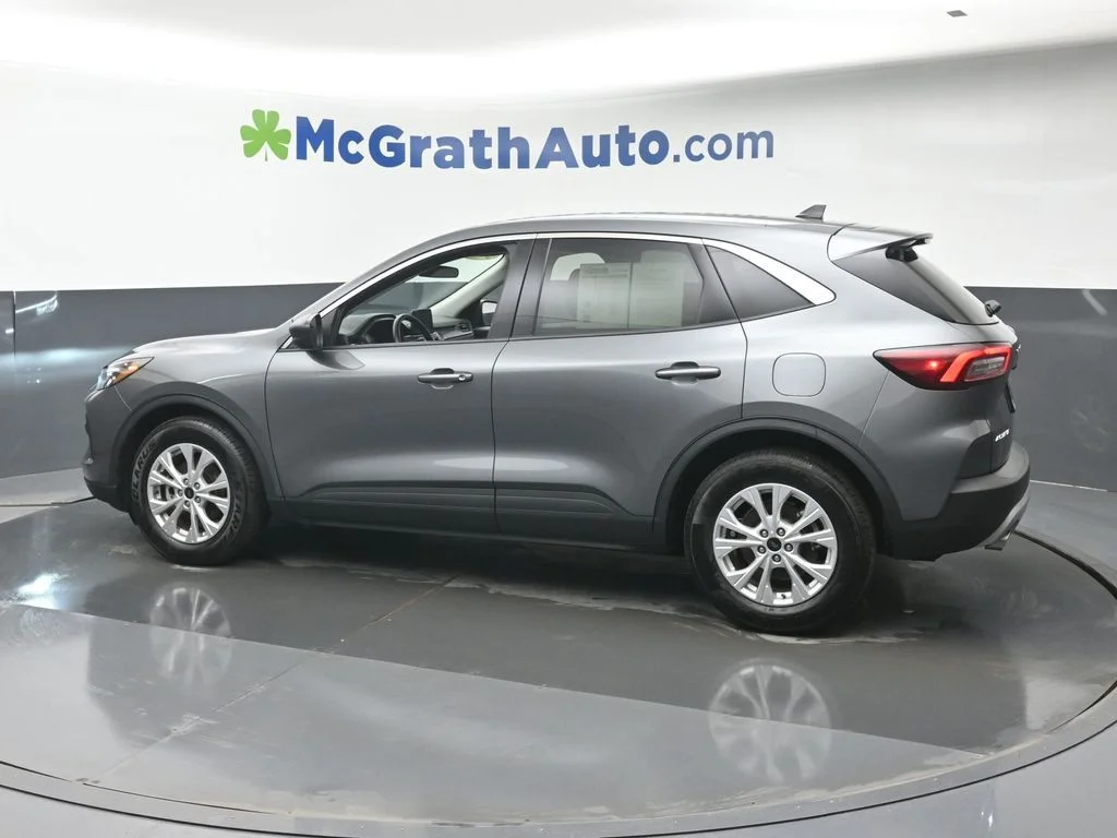 Used 2024 Gray Ford Active image 23