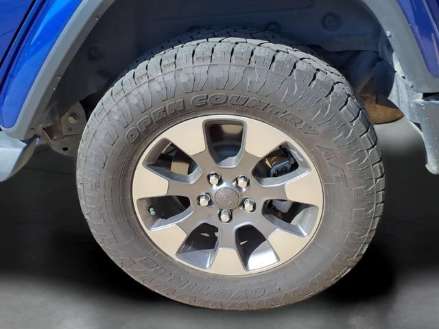 Used 2018 Blue Jeep Sahara 4x4 image 26
