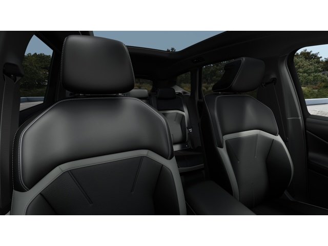 New 2027 0475 Black Sapphire Metallic BMW 50 xDrive image 11