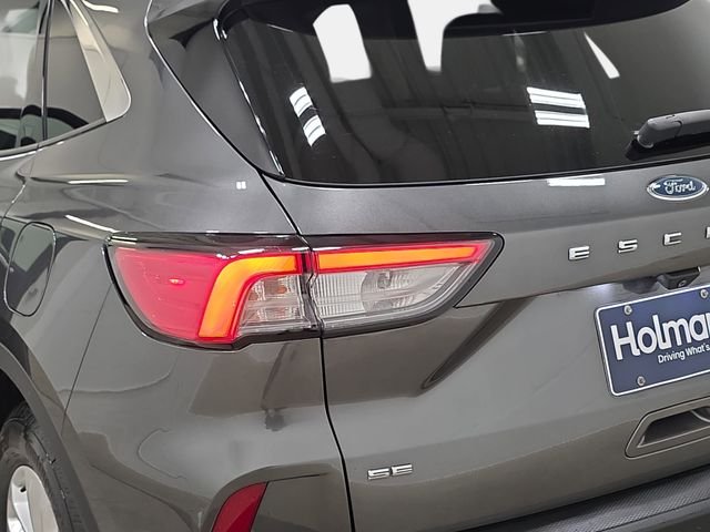 Used 2020 Gray Ford SE image 34
