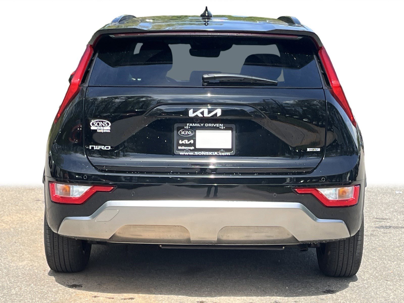 Used 2025 Aurora Black Pearl Kia SX image 24