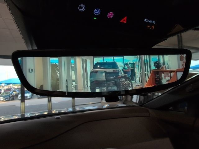 2025 Cadillac OPTIQ Luxury 1 - Photo 28