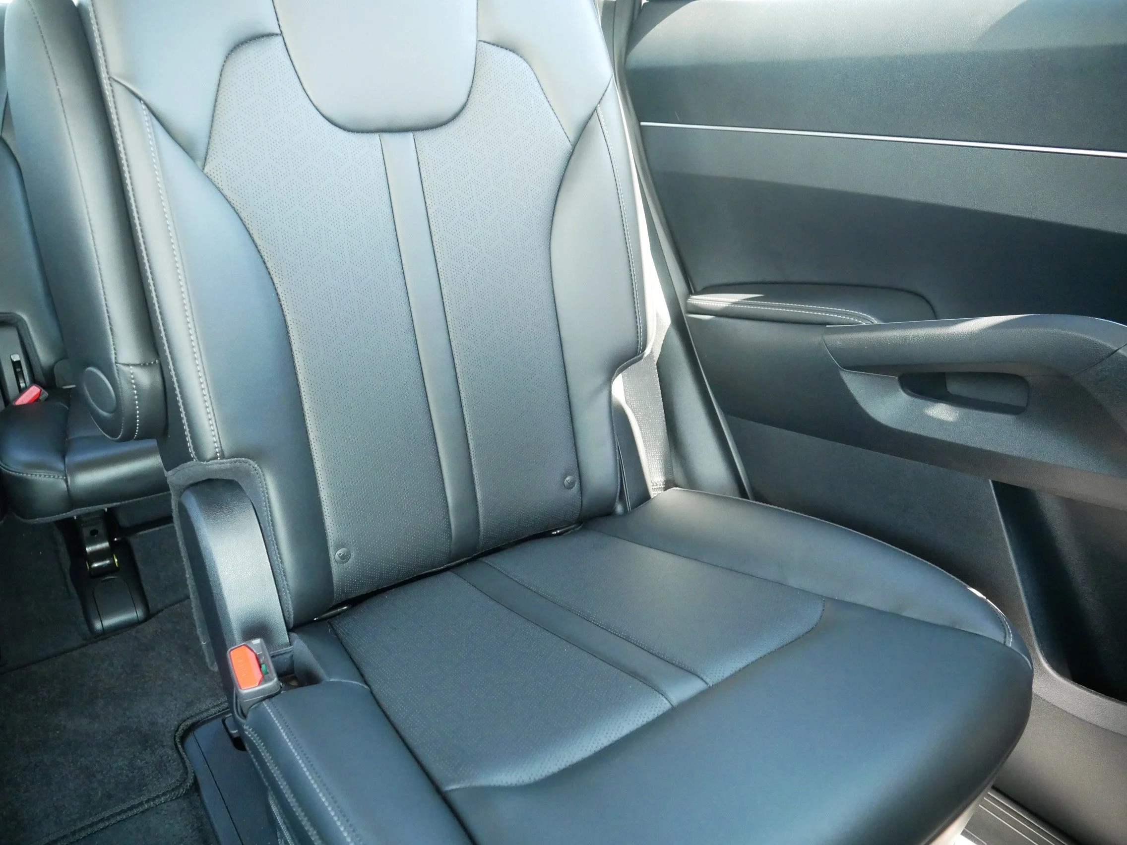 2023 Kia Sorento X-Line EX - Photo 14
