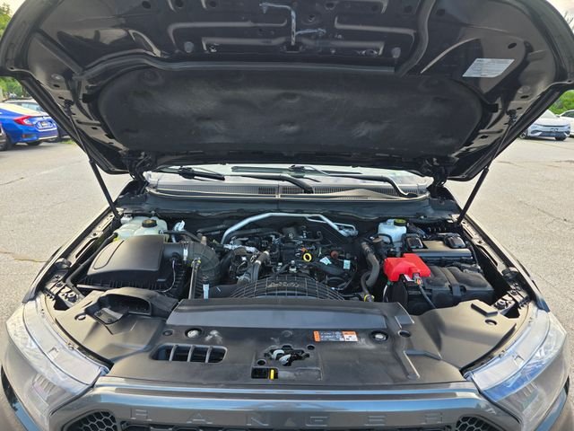 Used 2019 Shadow Black Ford XLT image 13