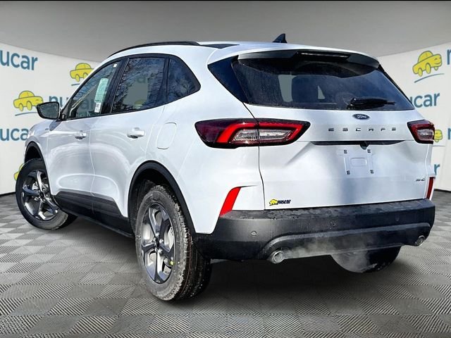 New 2026 Space Silver Metallic Ford ST-Line image 4