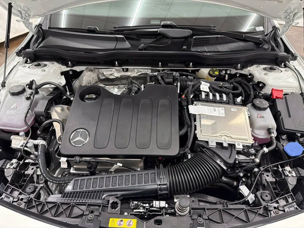 New 2027 White Mercedes-Benz CLA 220 image 33