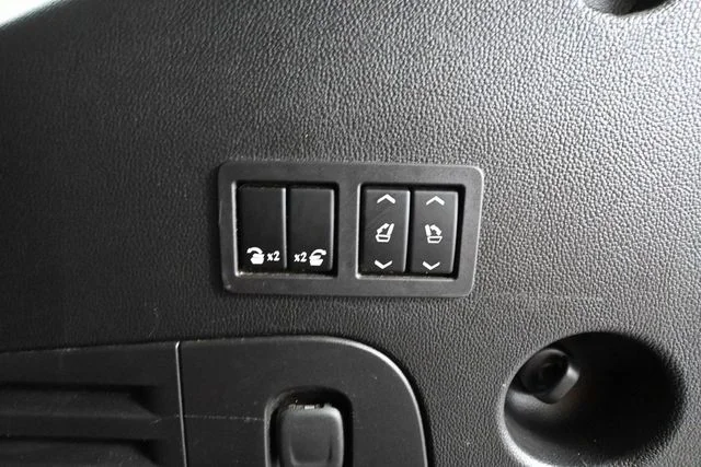 Used 2017 Red GMC Denali image 55