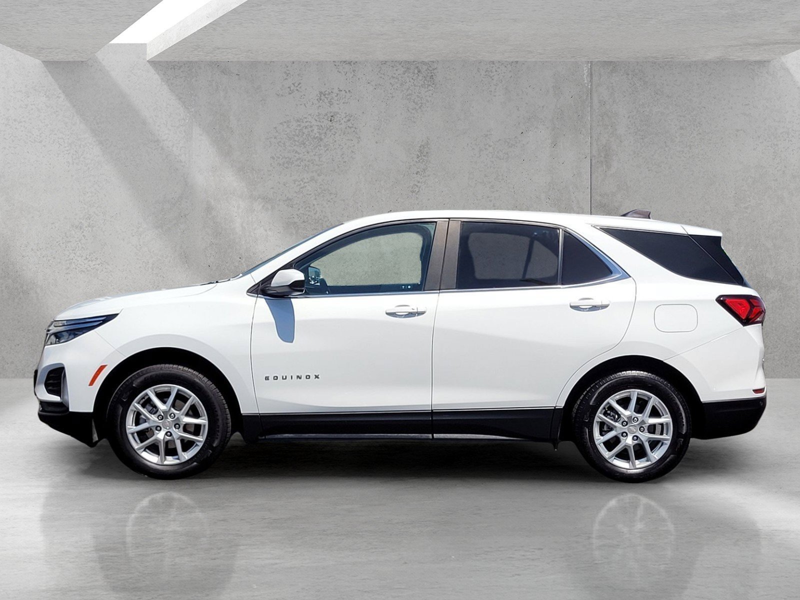 Used 2023 Summit White Chevrolet LT image 8
