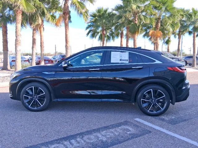 Used 2023 Black INFINITI LUXE image 3