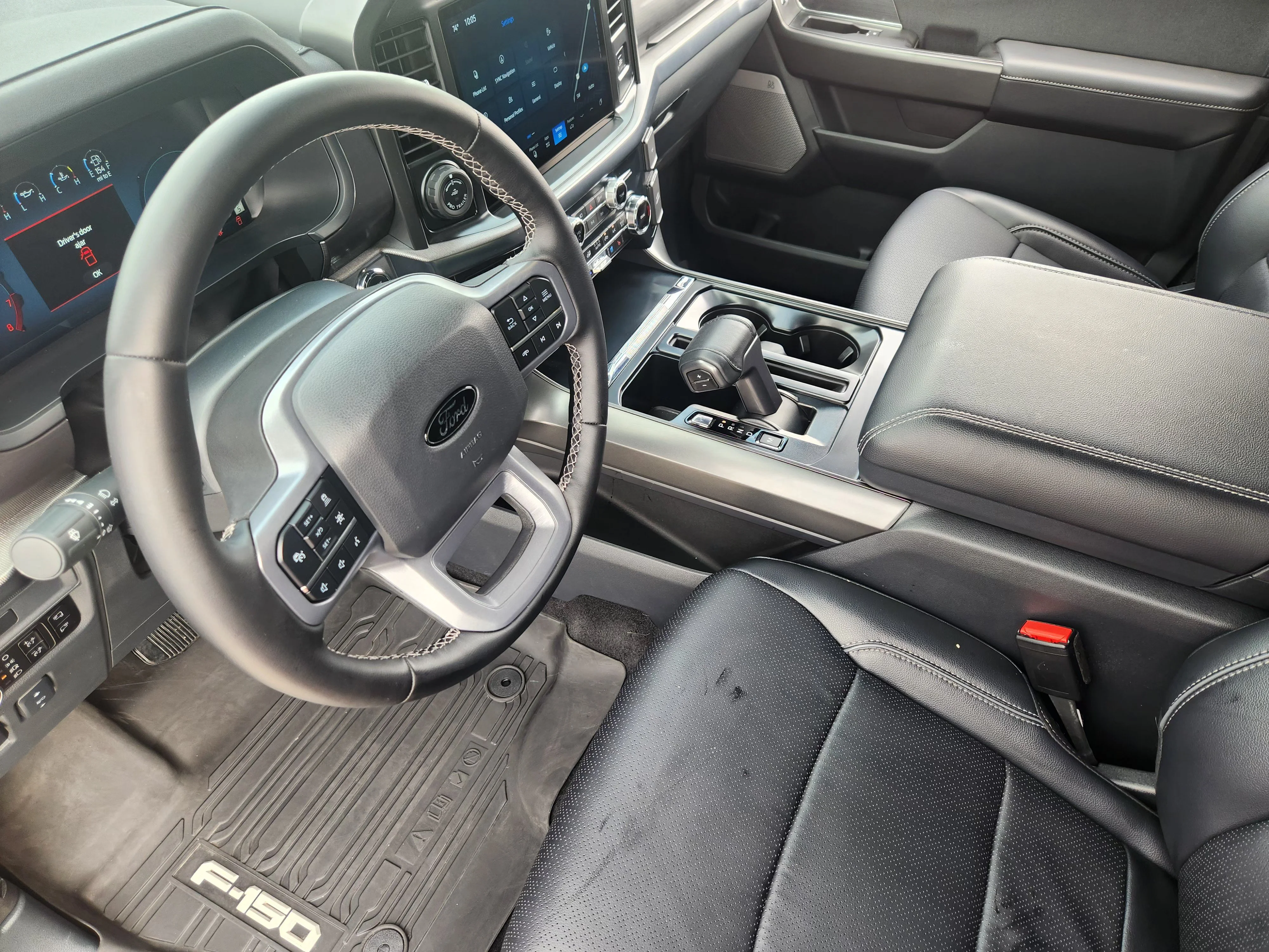 Used 2025 Black Ford Lariat image 13