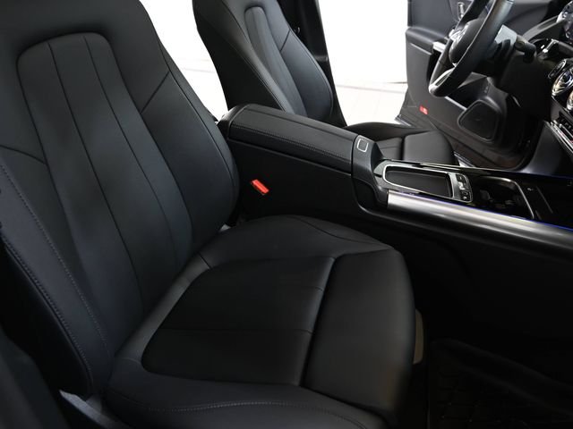 Used 2025  Mercedes-Benz GLA 250 image 28