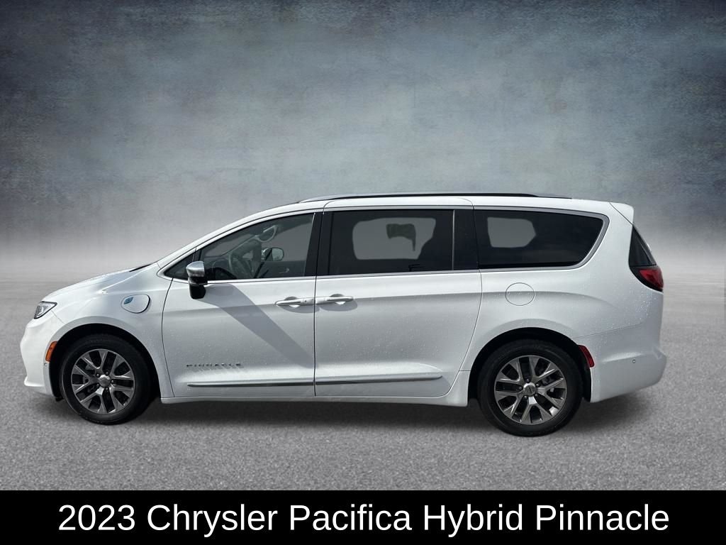 Used 2023 Chrysler Pacifica Hybrid Pinnacle with VIN 2C4RC1N71PR542721 for sale in St. Louis, MO