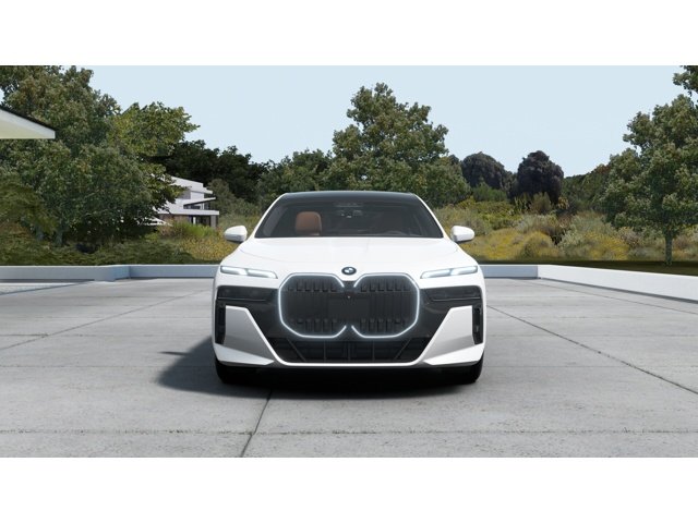 New 2026 Mineral White Metallic BMW 740i xDrive image 3