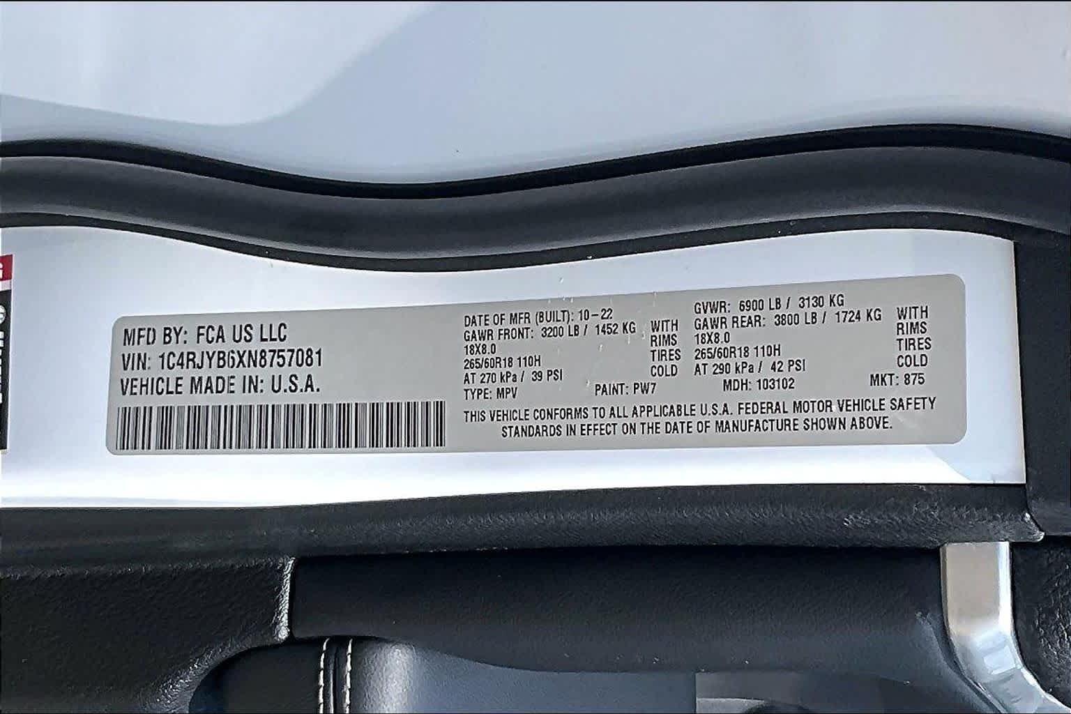 Used 2022 Bright White Clearcoat Jeep  image 35