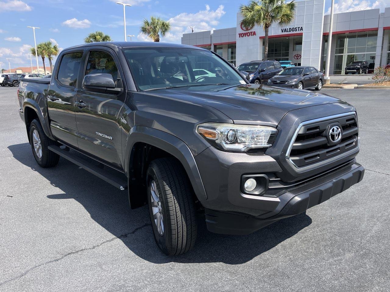 Used 2017 Gray (Magnetic Gray Metallic) Toyota SR5 V6 Double Cab image 7