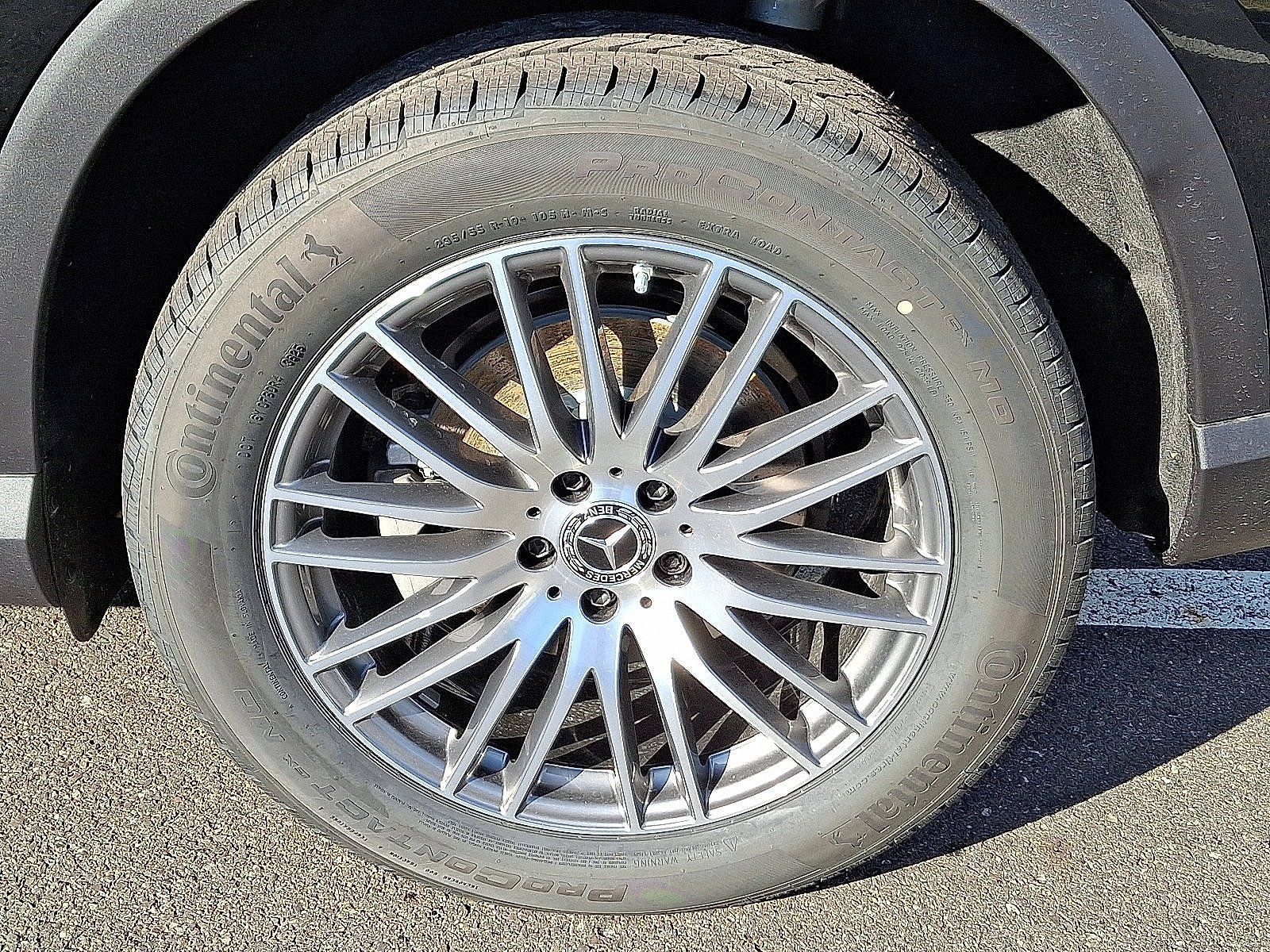 Certified Used 2026 Black Mercedes-Benz GLC 300 image 5
