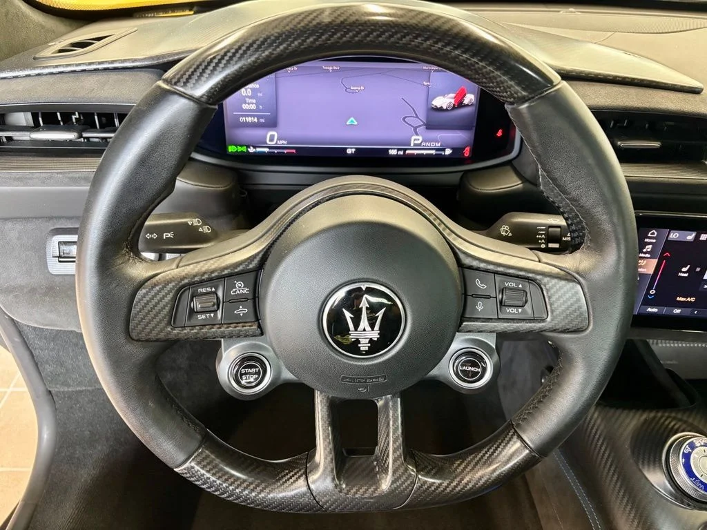 Used 2022 Giallo Genio Maserati  image 14