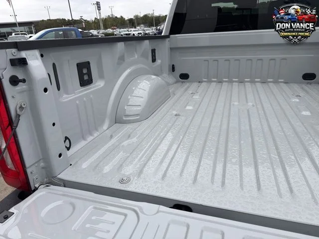 New 2026 Avalanche Ford F-250® XLT image 35
