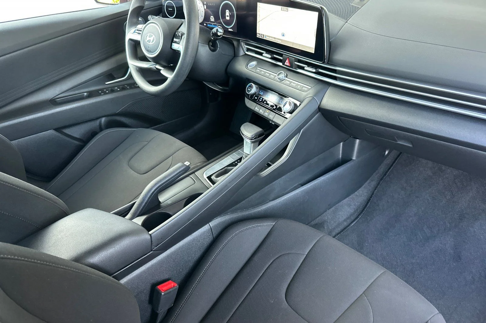 Used 2024 Red Hyundai SEL image 15