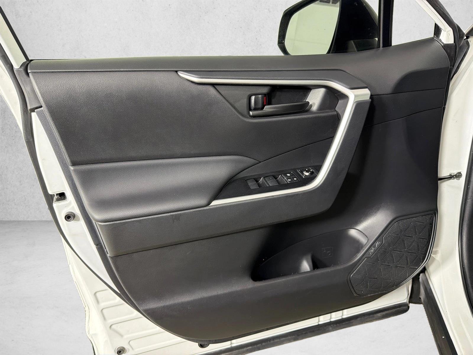 Used 2023 Silver Toyota LE image 10