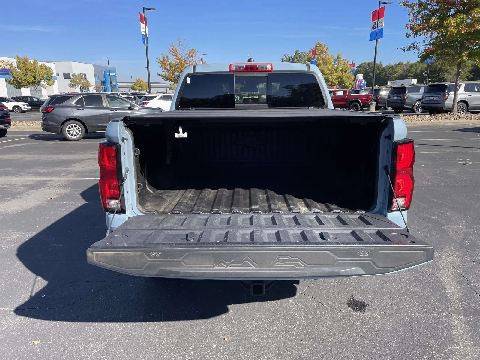 Certified Used 2025 Snowdrift Metallic Chevrolet Z71 image 11