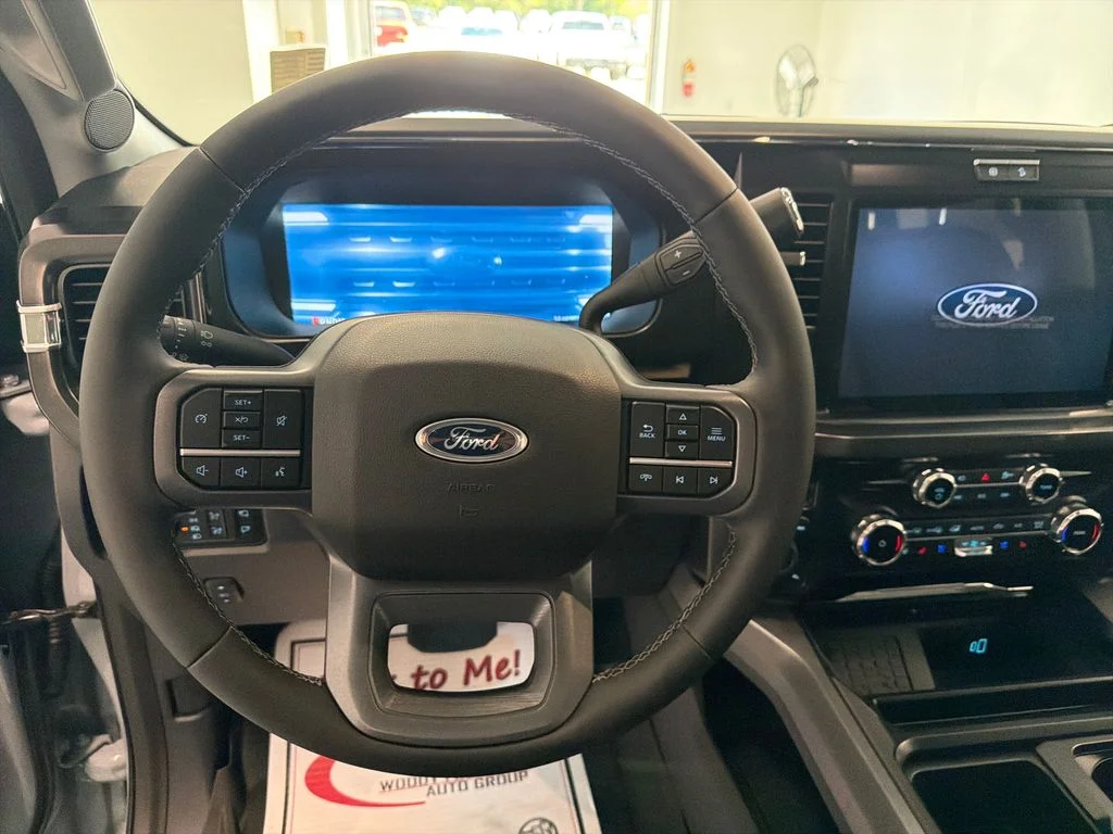 New 2026 Glacier Gray Metallic Tri-Coat Ford F-250® Lariat® image 17