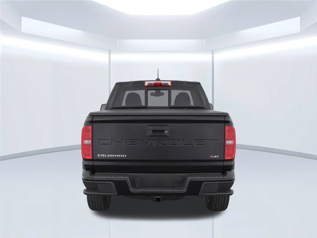 Certified Used 2022 Black Chevrolet Z71 image 8