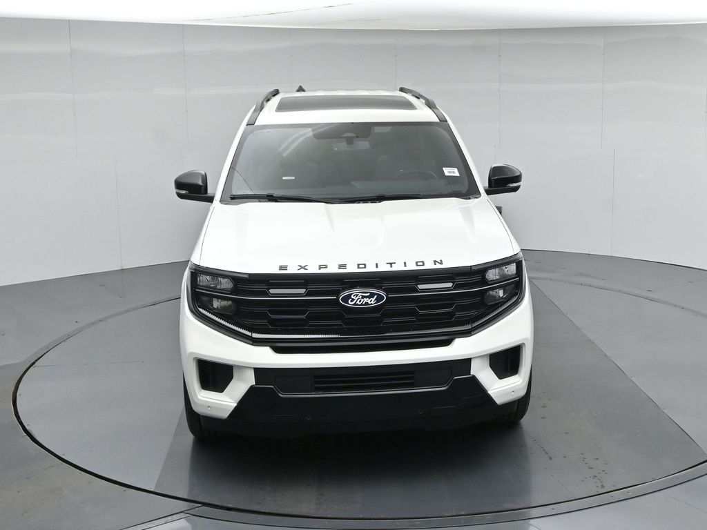 New 2027 White Ford Platinum image 41